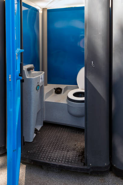 Best Portable toilet rental cost  in Farrell, PA